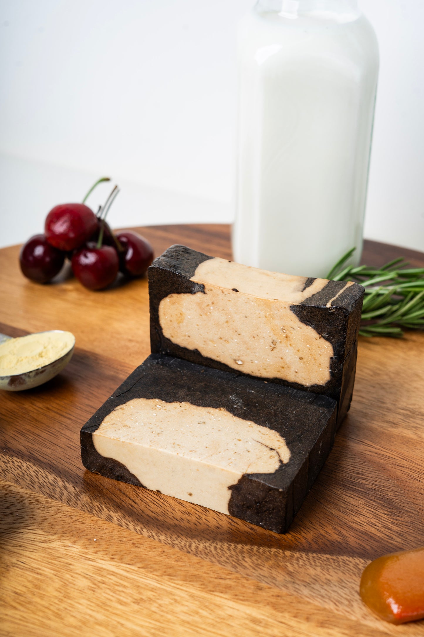 Lovebyemma JOY gentle exfoliating soap bar for dry skin, with natural ingredients and soothing texture.